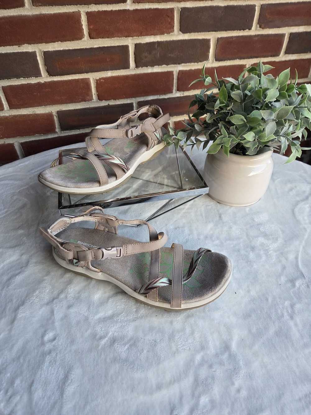 Skechers Memory Foam Comfort Sport Sandals Size 7